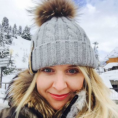 Holly Llewellyn